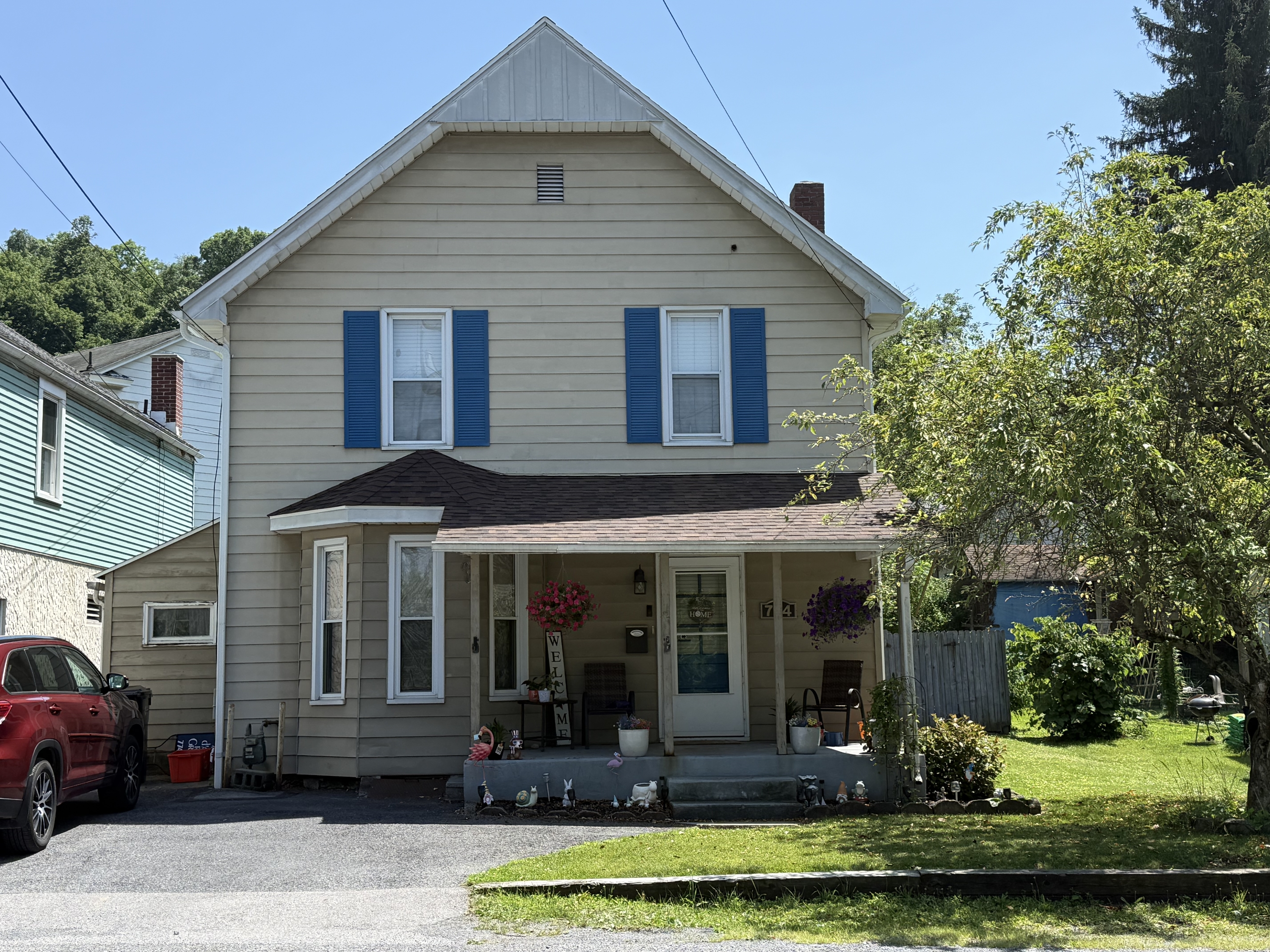 704 West Water Street