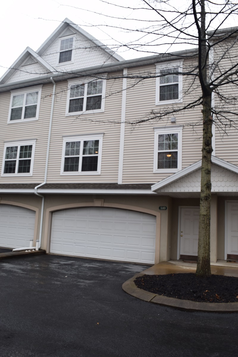 140 Kenley Court - 1